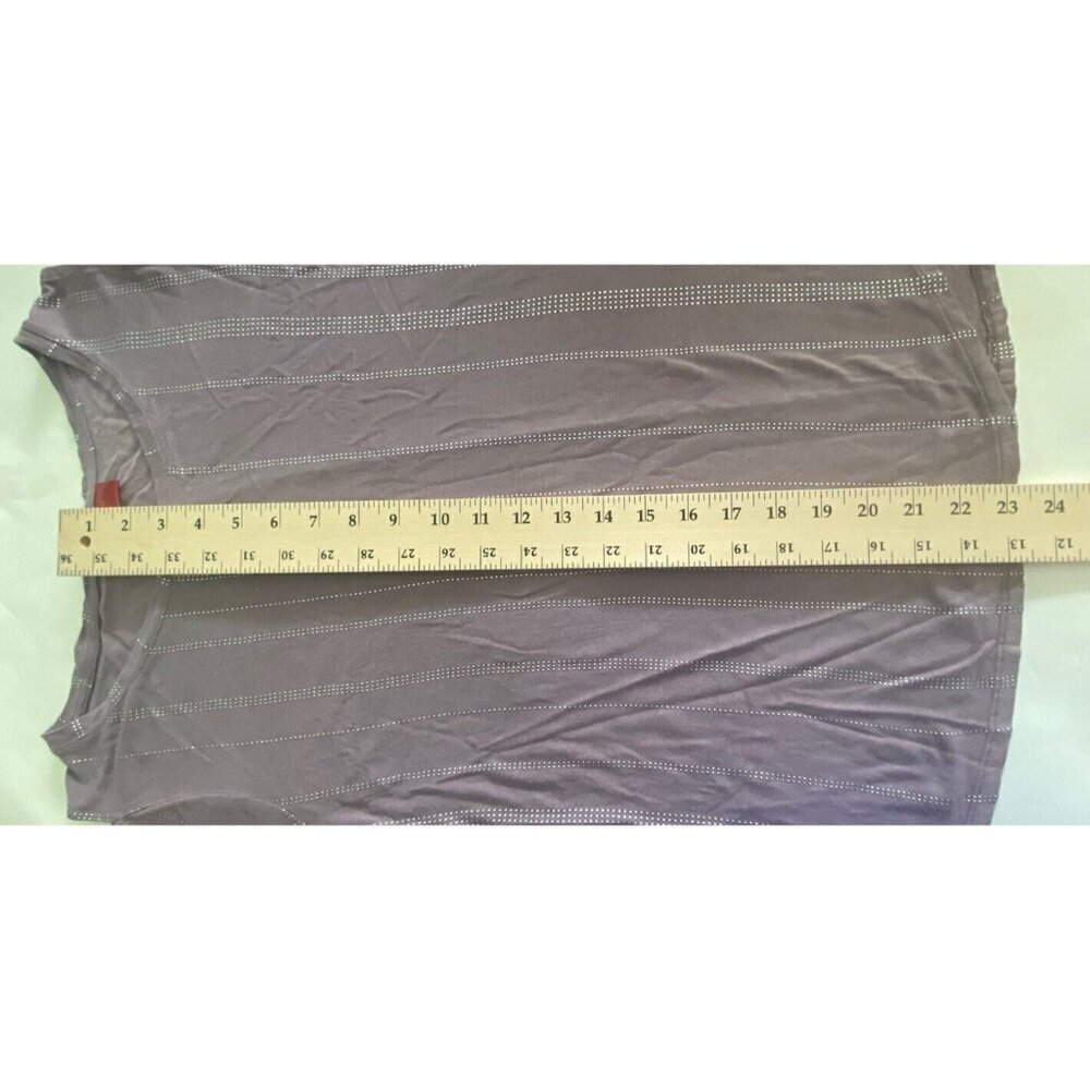 Jennifer Lopez Top Sz M Slit Geometric Sleeve Purple Silver Retro Stripe Sparkle - Picture 8 of 11